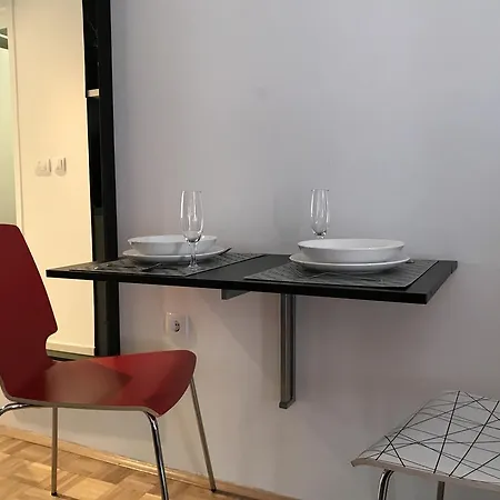 Filinhome Teleckog * Novi Sad